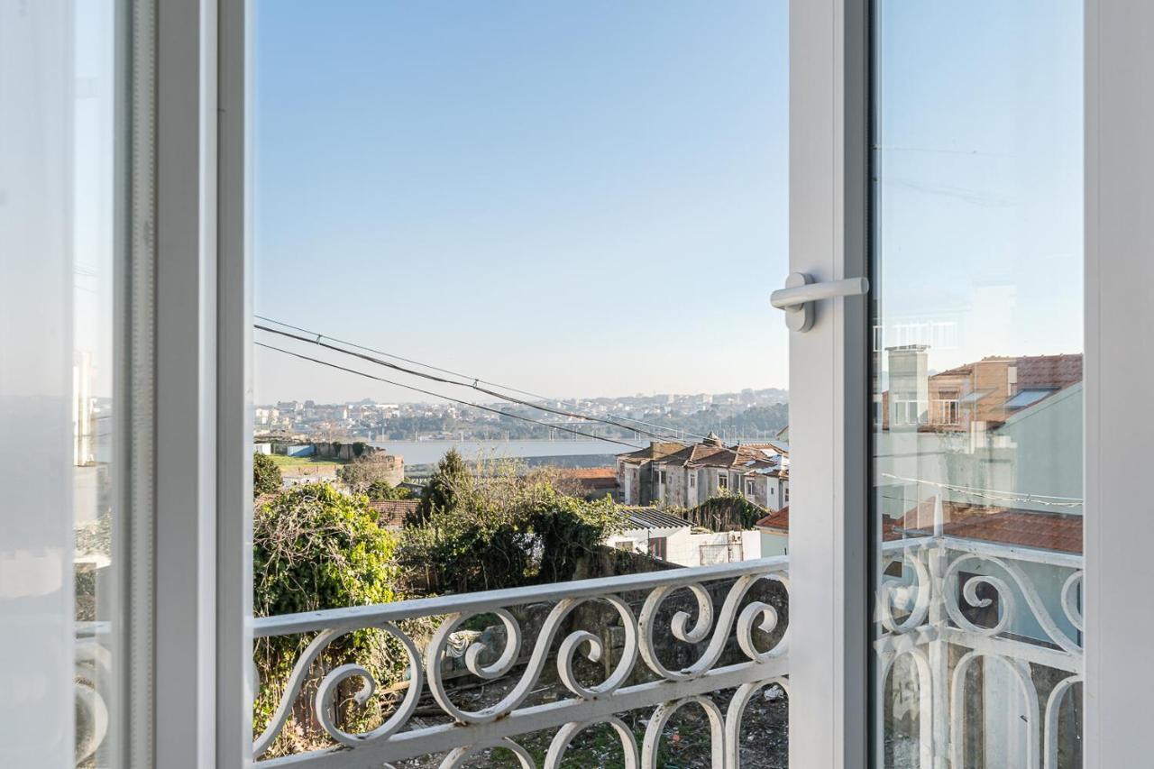 Guestready - Fontainhas Downtown Apartments And Suites Porto Bagian luar foto